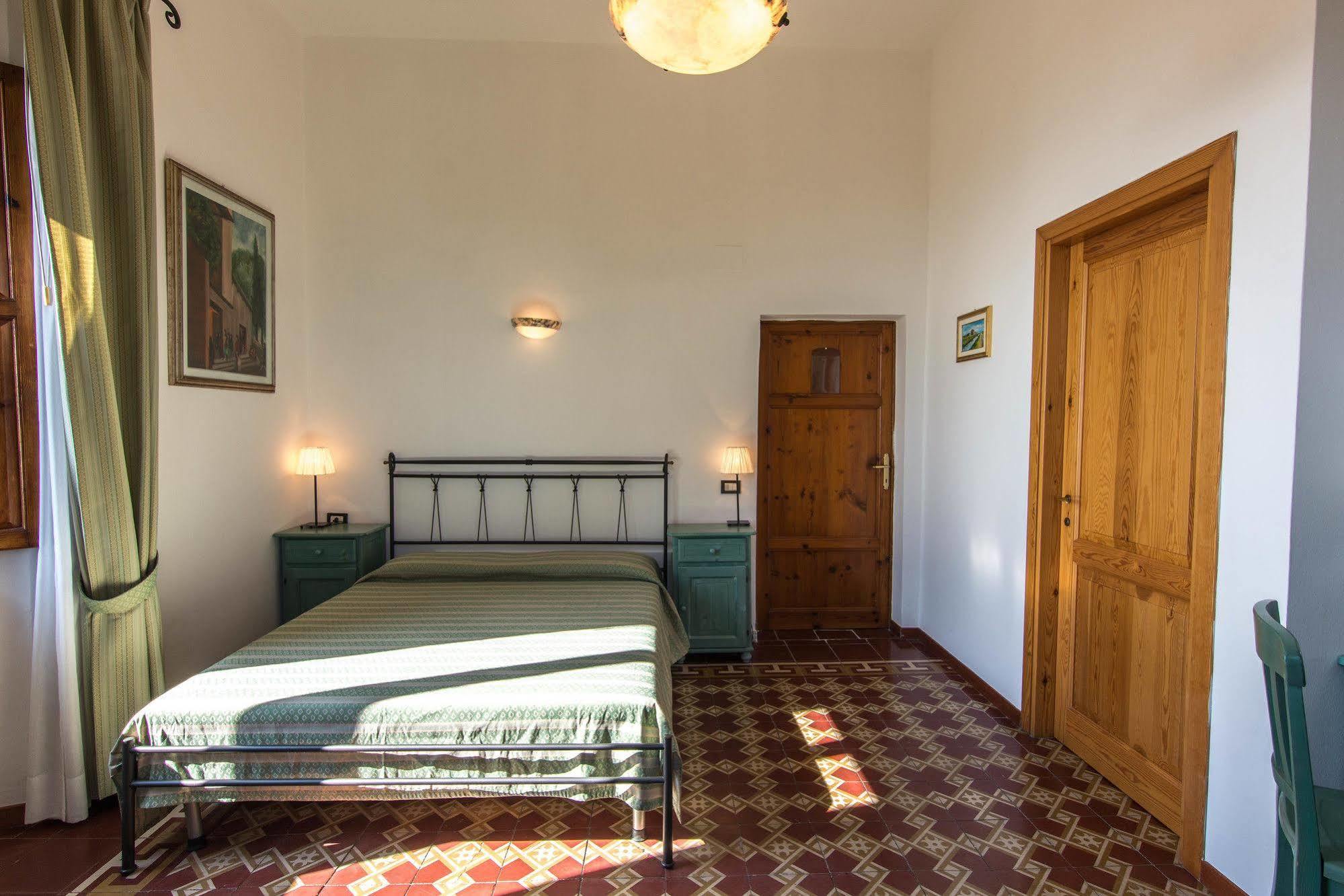 Hotel Villa Porta All'Arco Volterra Buitenkant foto