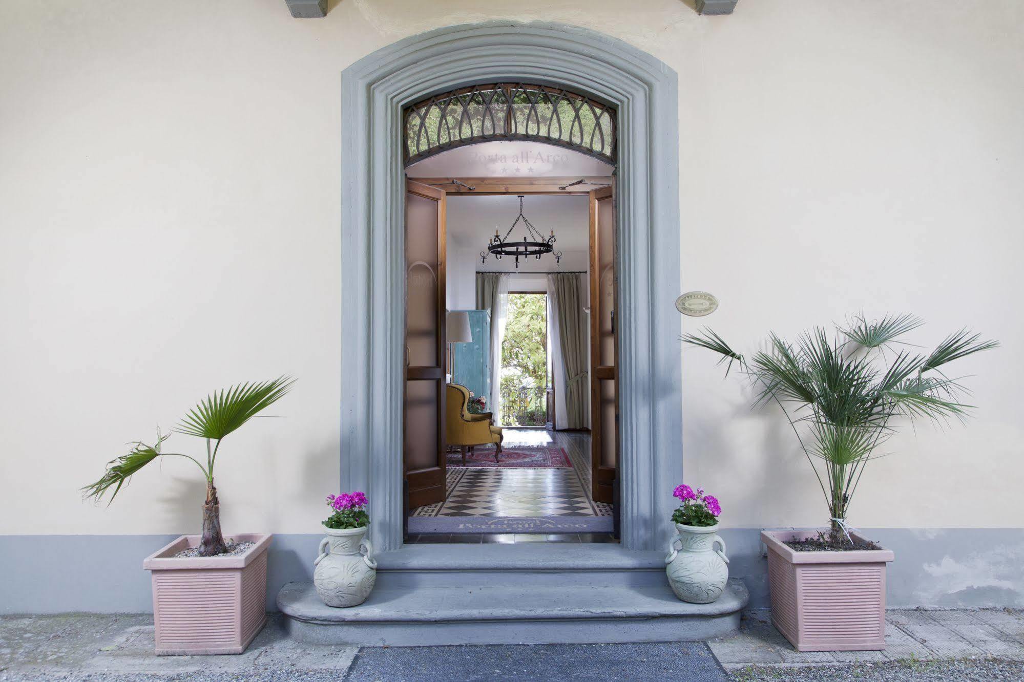 Hotel Villa Porta All'Arco Volterra Buitenkant foto